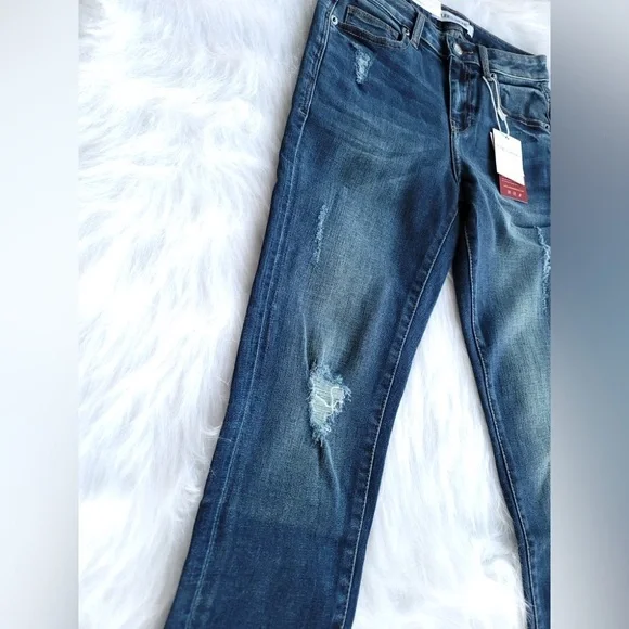 Rubies and Honey - Dark Wash - Skinny Jeans - Picture 11 of 11